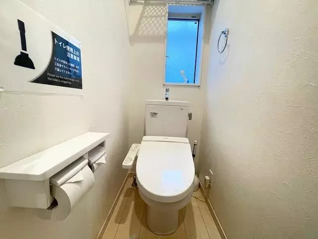 Room image 14