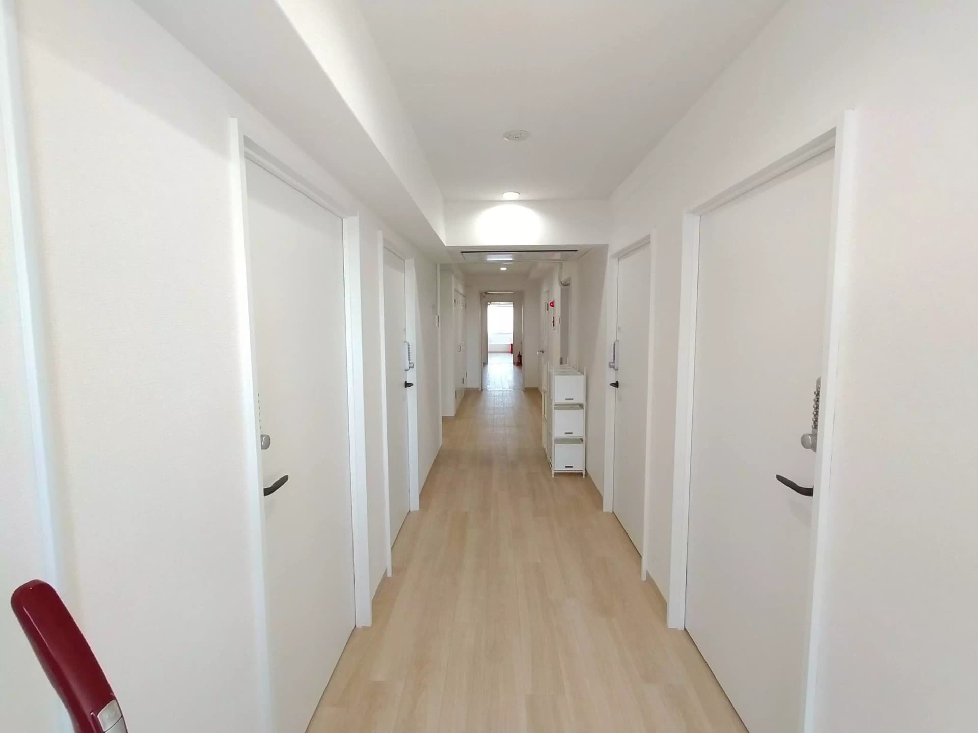 Room image 15