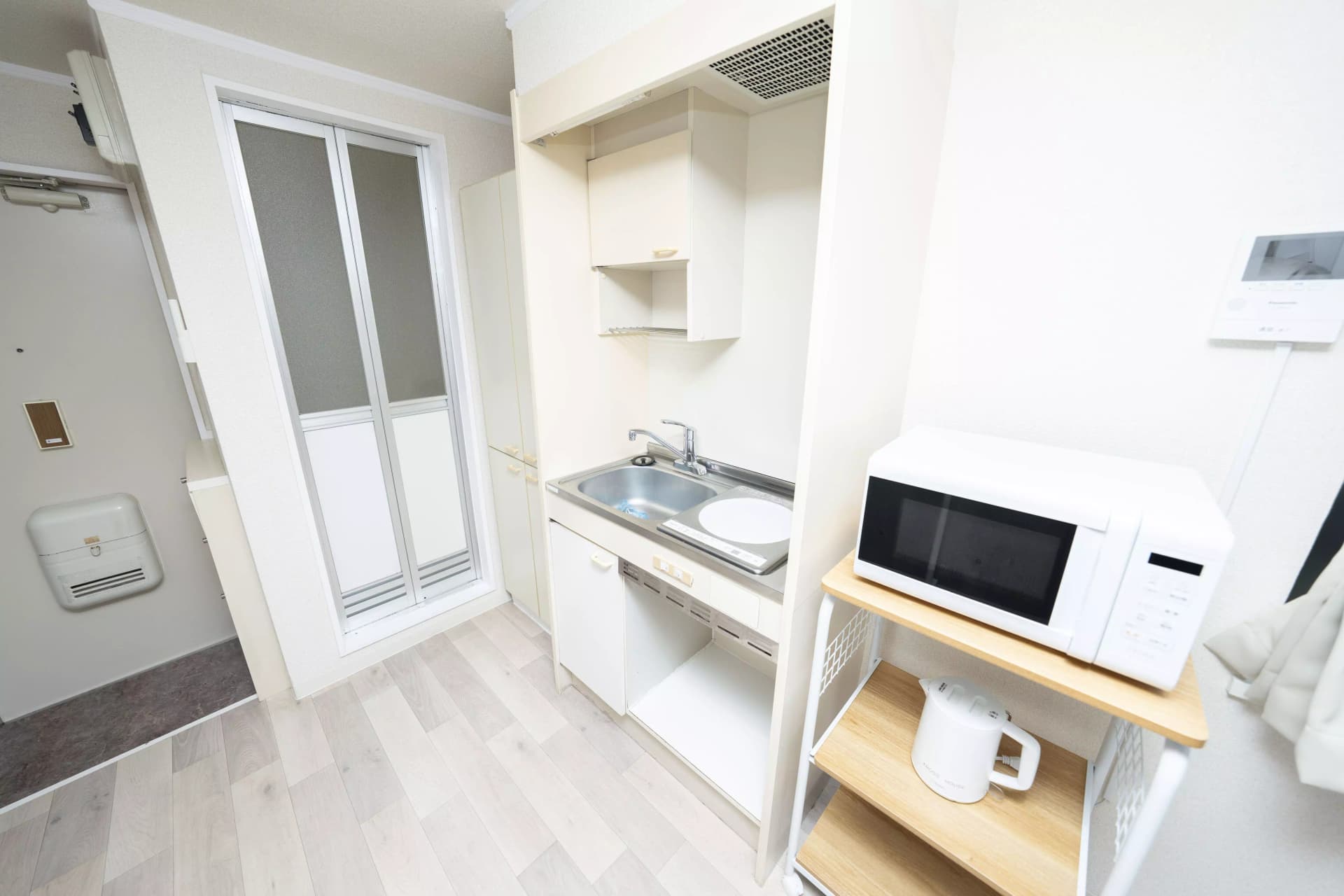 Room image 12