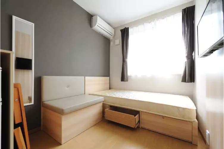 Room image 13