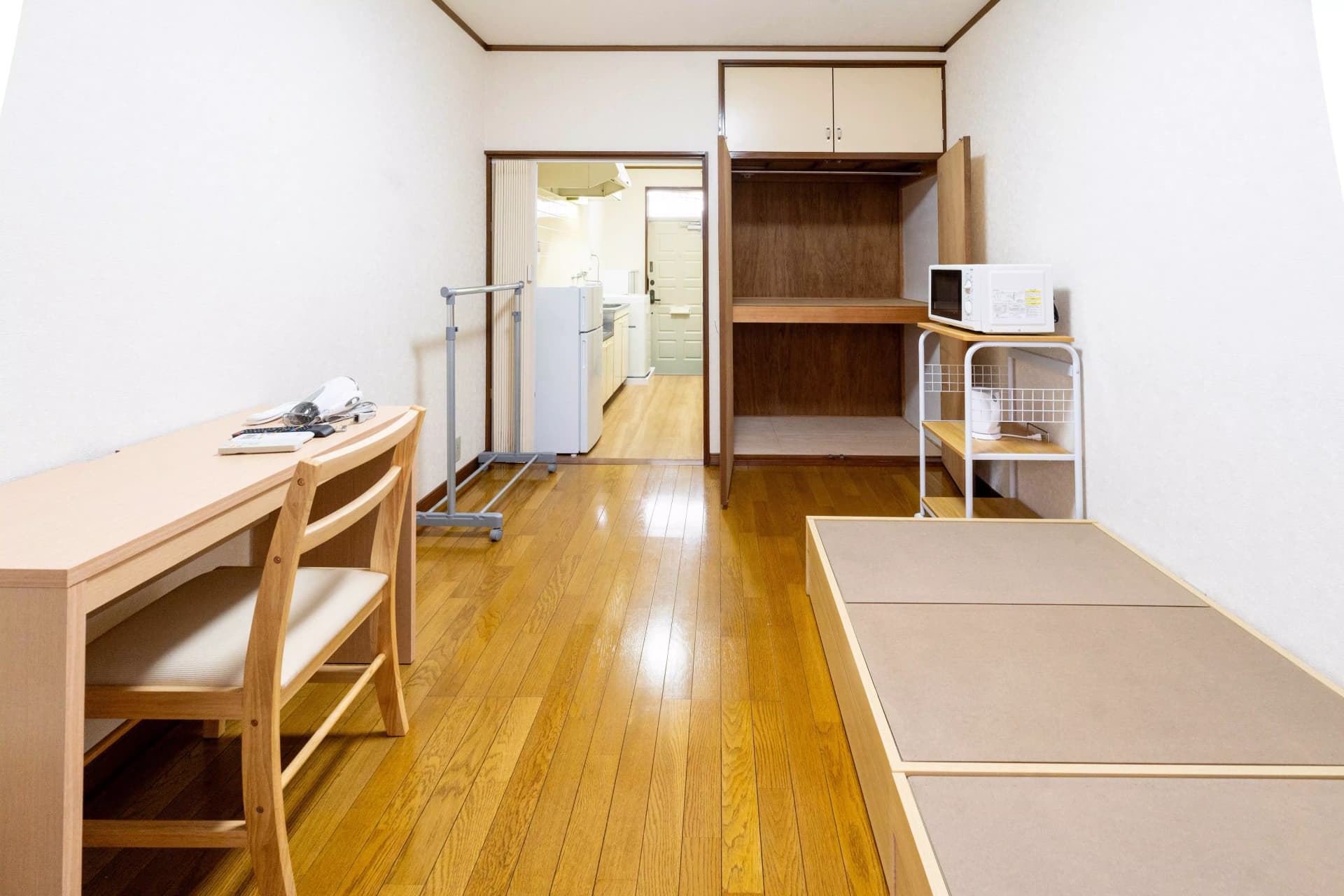 Room image 8