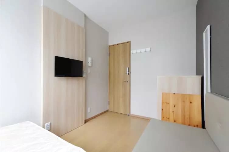 Room image 14