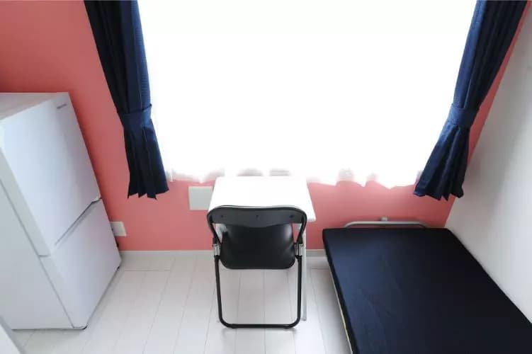 Room image 11