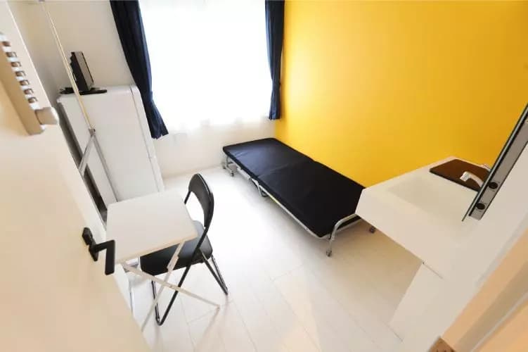 Room image 13
