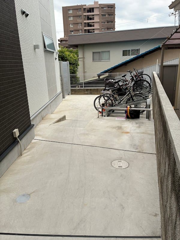 Room image 9