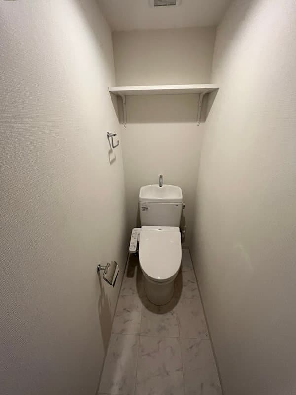 Room image 9