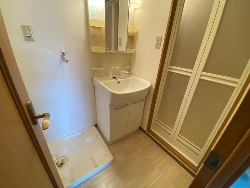 Room image 14