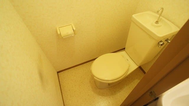 Room image 10