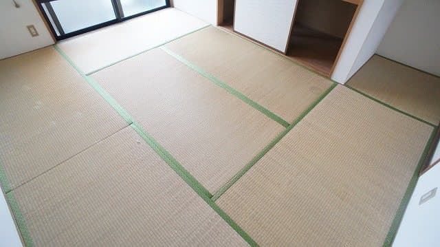 Room image 12
