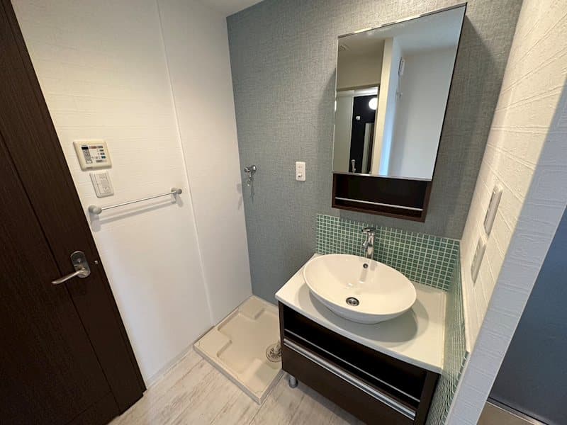 Room image 14