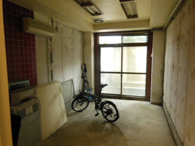 Room image 10