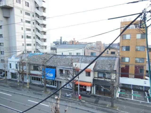 Room image 12