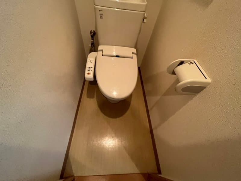 Room image 16
