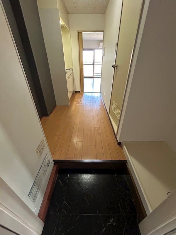 Room image 13