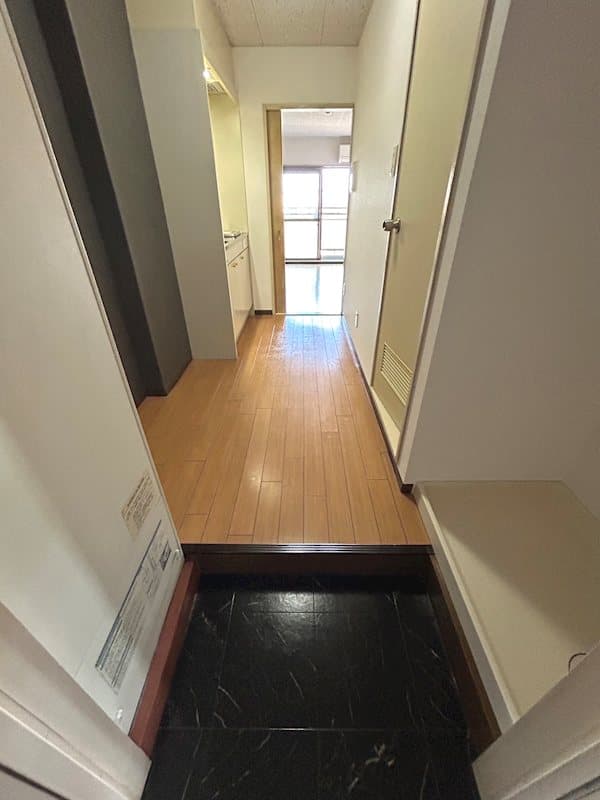 Room image 16