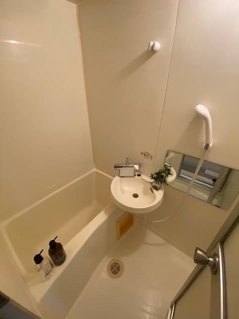 Room image 15