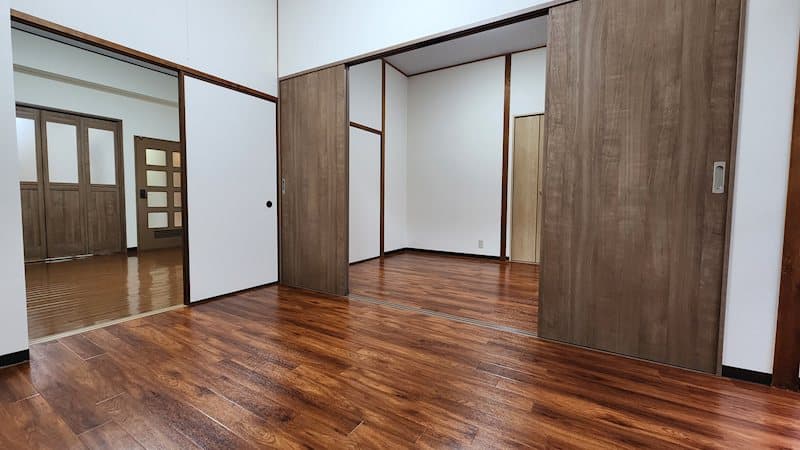 Room image 13