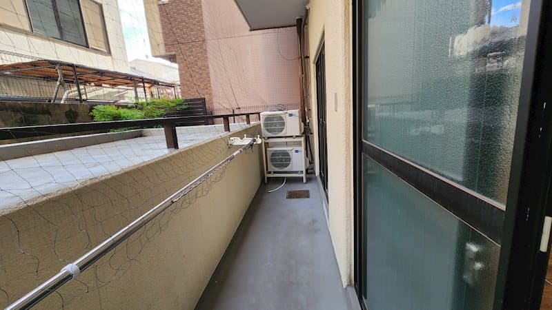 Room image 8