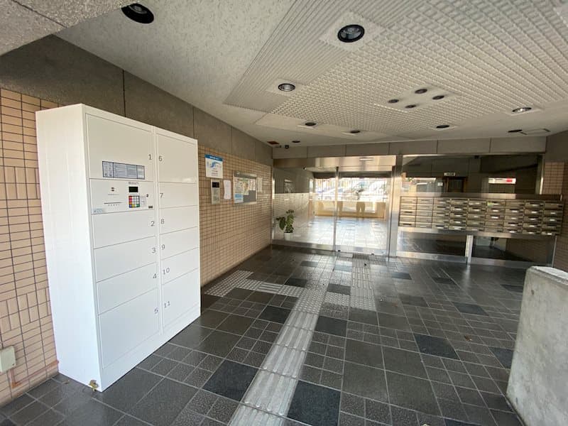 Room image 9