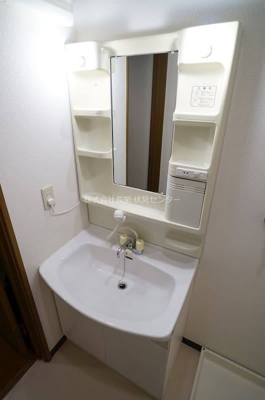 Room image 14
