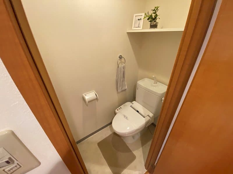 Room image 16