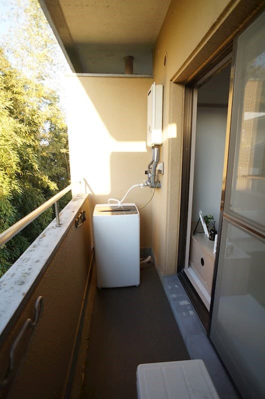Room image 8
