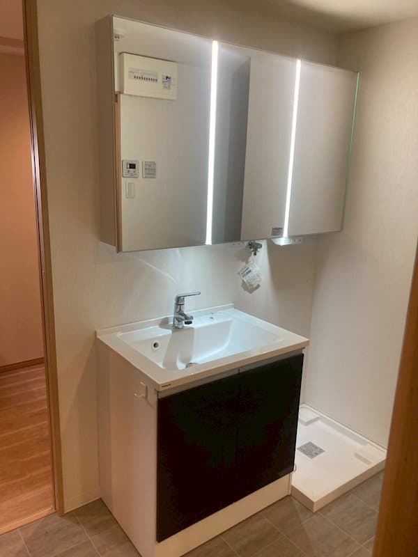 Room image 15
