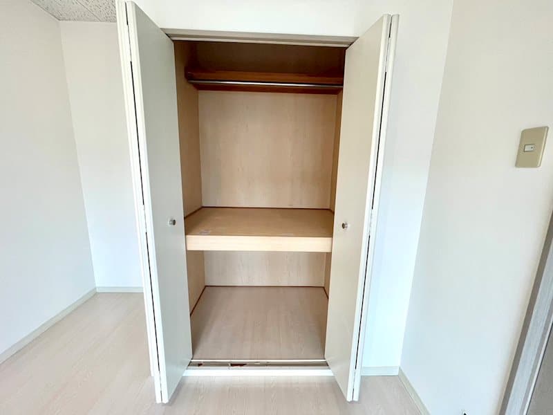 Room image 13