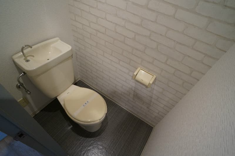 Room image 9