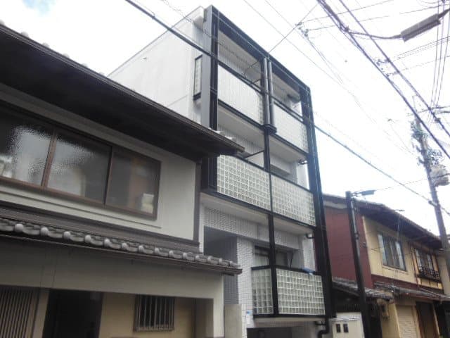 Room image 13