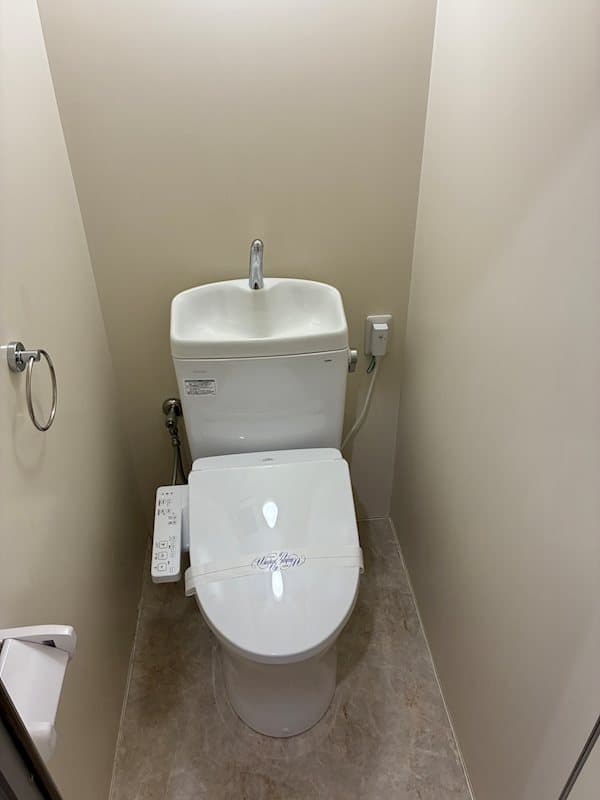 Room image 13