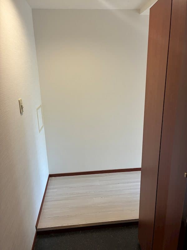 Room image 14