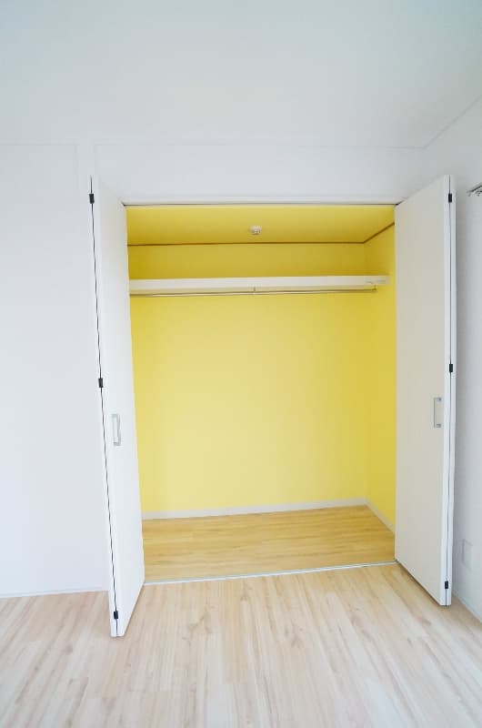 Room image 15