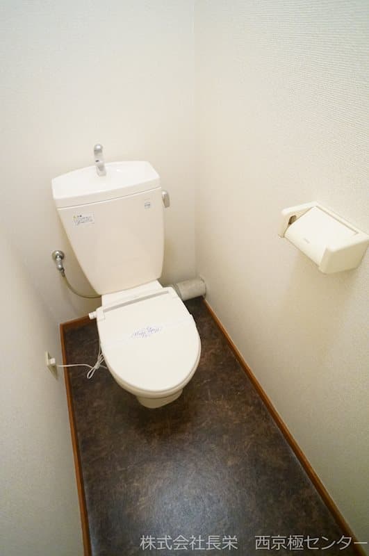 Room image 13