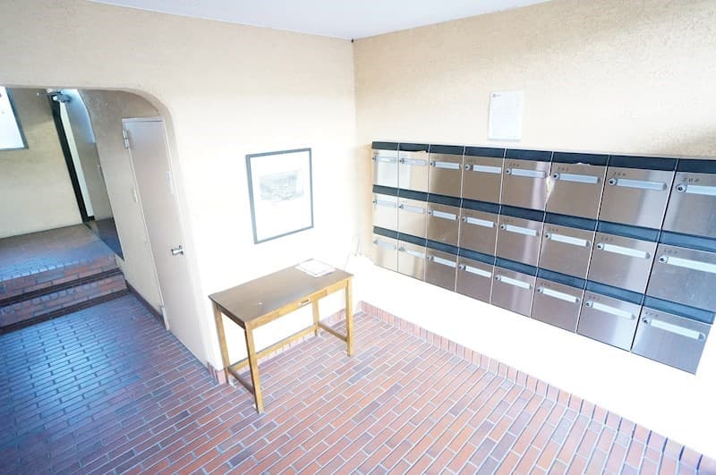Room image 10