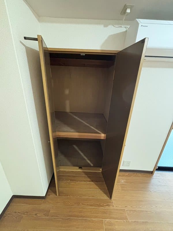 Room image 13