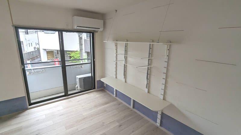 Room image 12