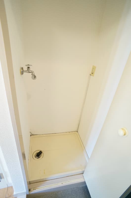 Room image 15