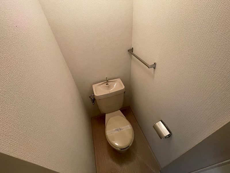 Room image 13