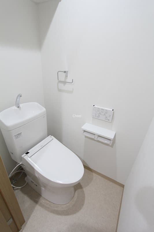 Room image 13