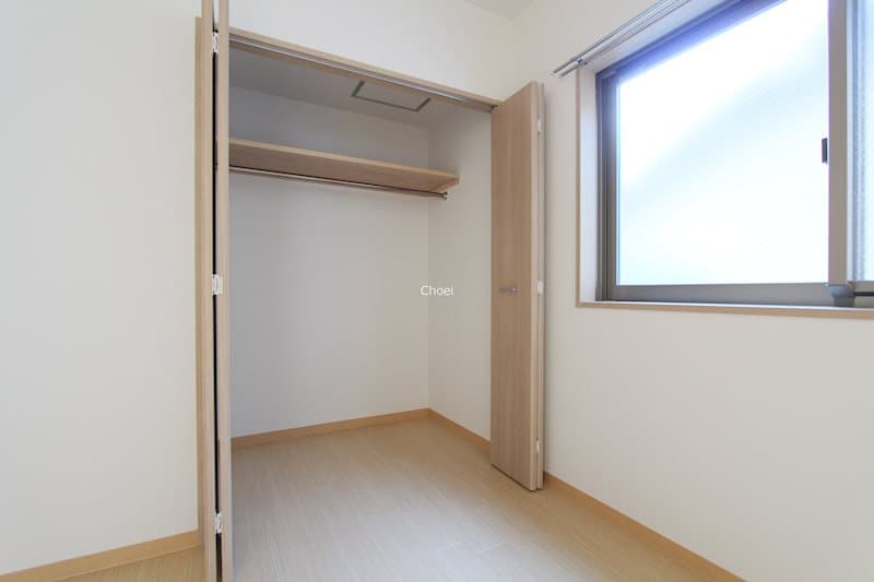 Room image 16