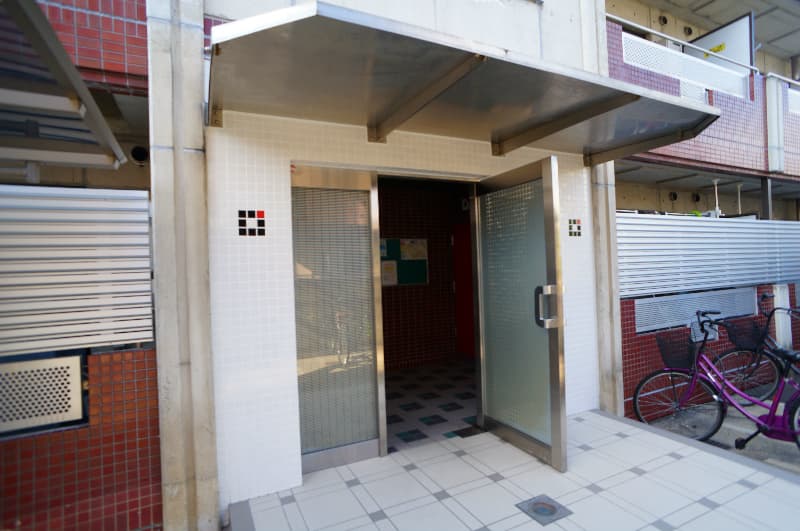 Room image 10