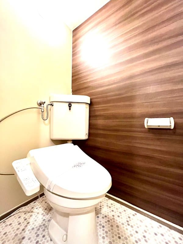 Room image 16