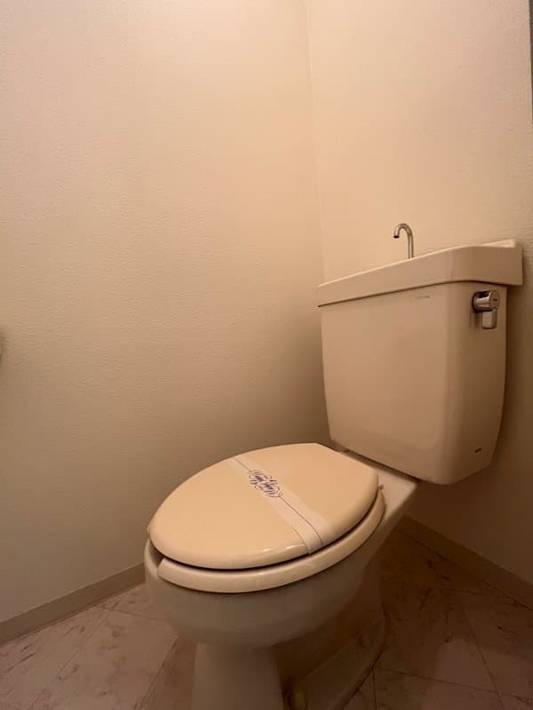 Room image 12