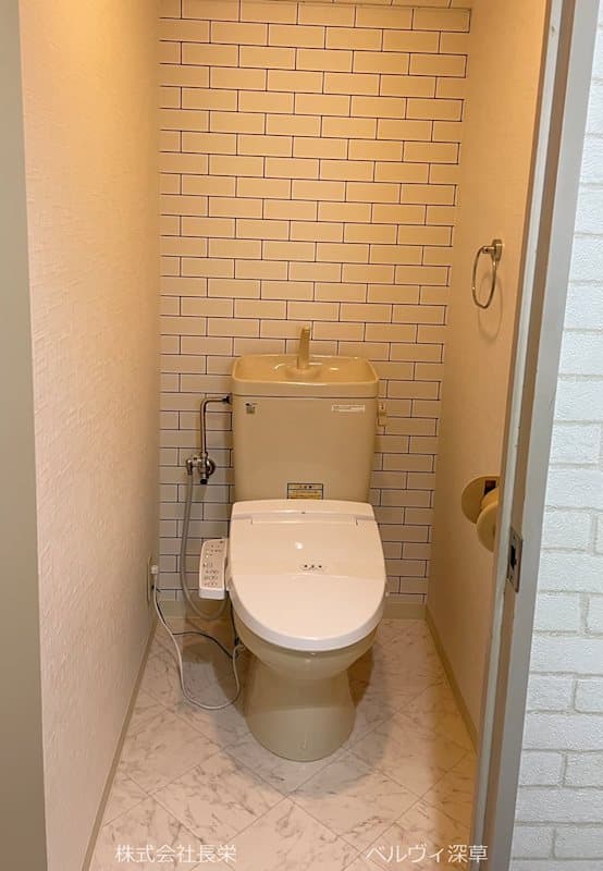Room image 15