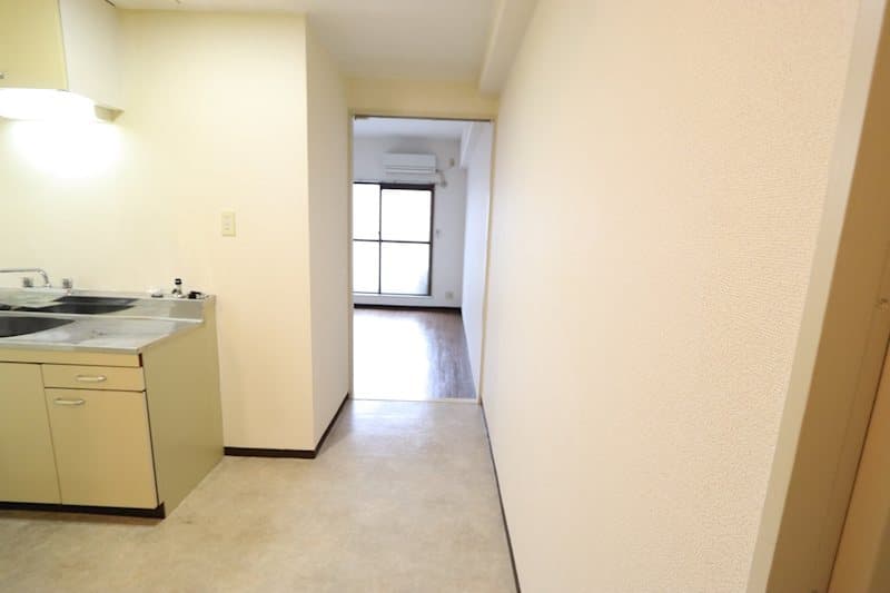 Room image 11