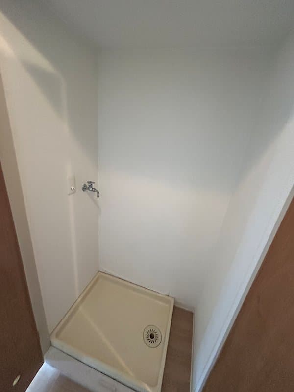 Room image 16