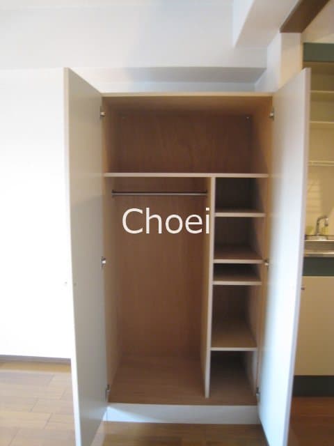 Room image 12