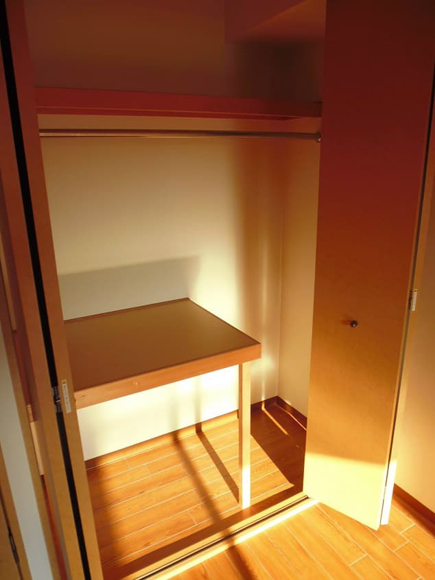 Room image 10