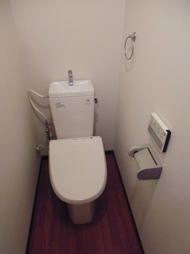 Room image 11